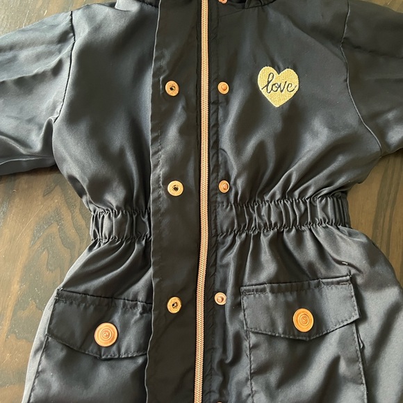 Toddler girls  black/Leopard faux fur full zip hooded jacket sz 2T - Picture 3 of 5